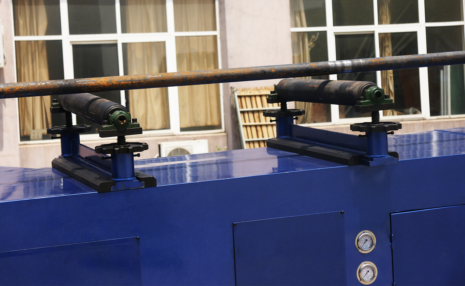 NC L Series High-performance Hydraulic Pipe/Tube Bending Machine NC L Series High-performance Hydraulic Pipe/Tube Bending Machine