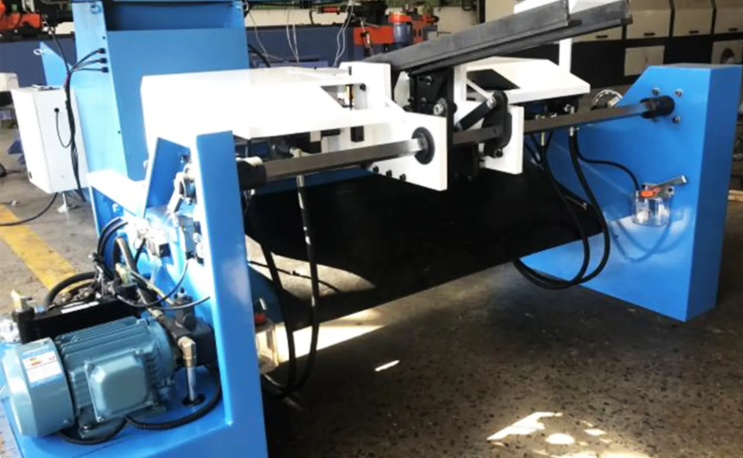 DEF PV Series Double Head Hydraulic Tube Chamfering Machine
