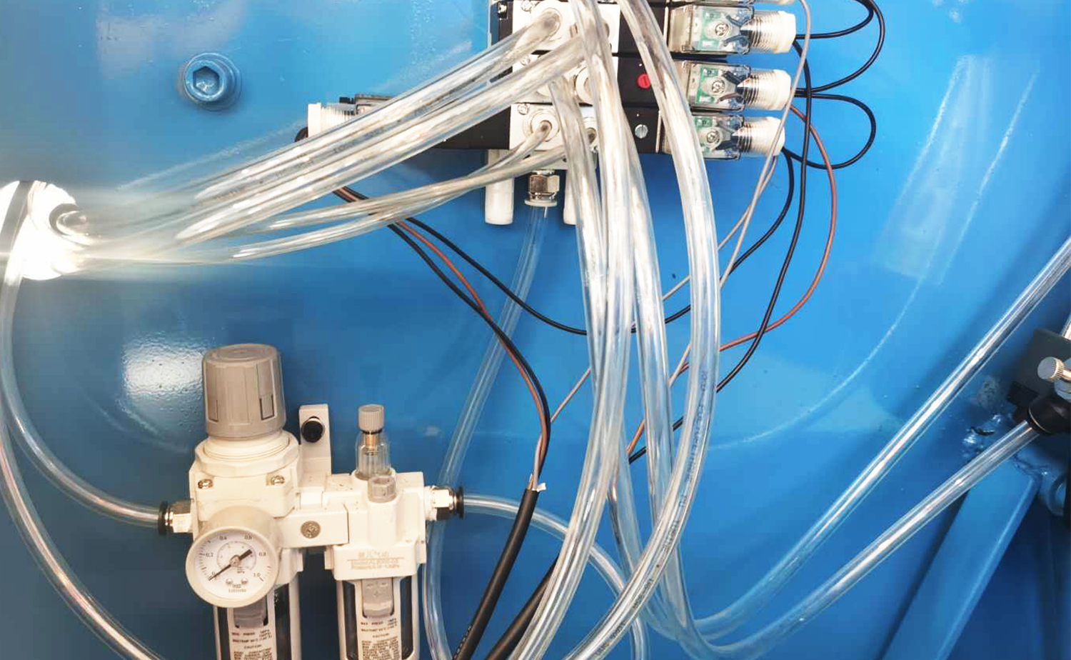 DEF AC Series Double Head Multi-Side Tube Chamfering Machine DEF AC Series Double Head Multi-Side Tube Chamfering Machine