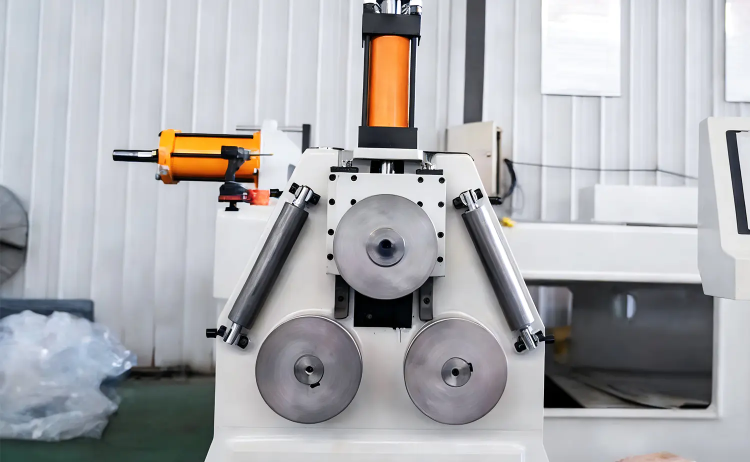 High Precision CNC Tube Roll Bending Machine