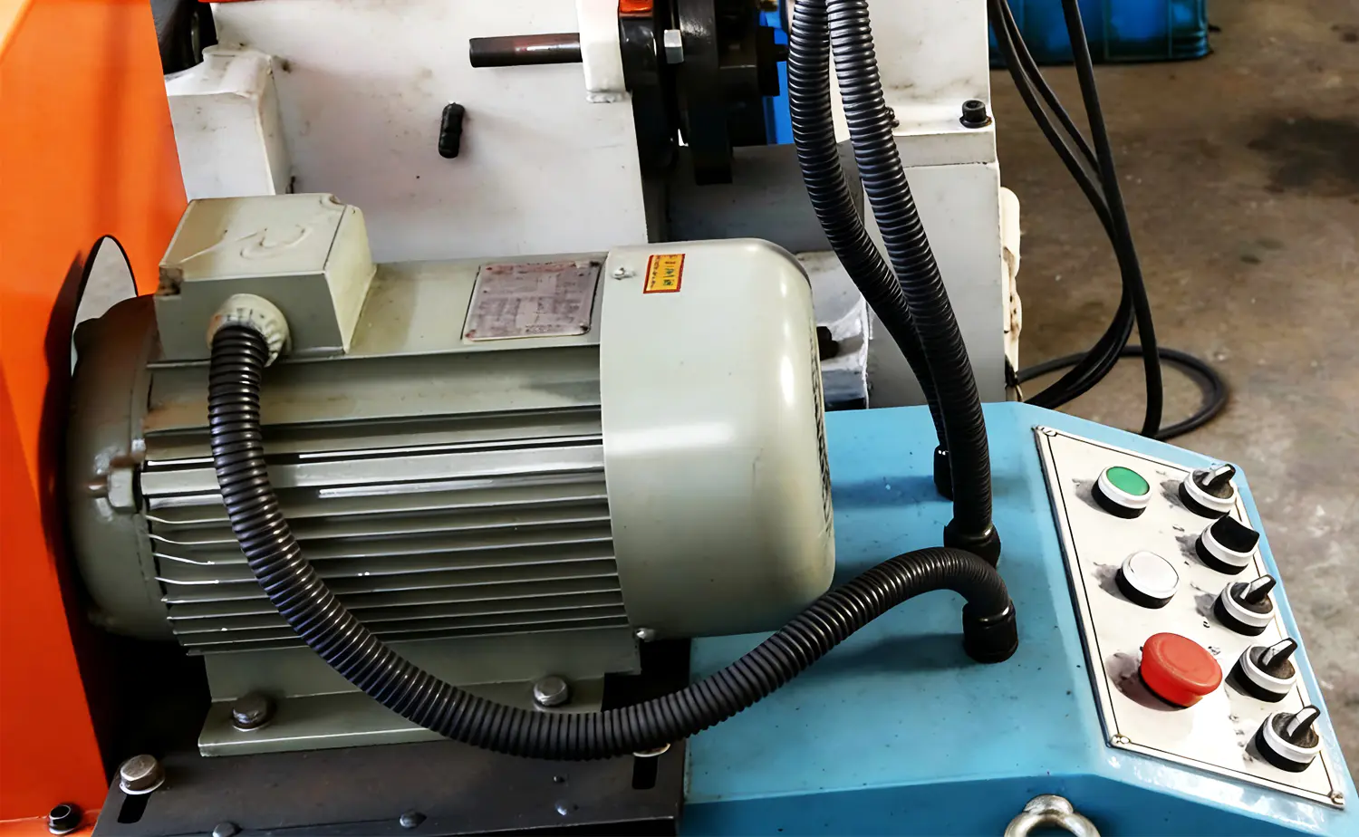 EF AC Series High Precision Single Head Tube Chamfering Machine EF AC Series High Precision Single Head Tube Chamfering Machine